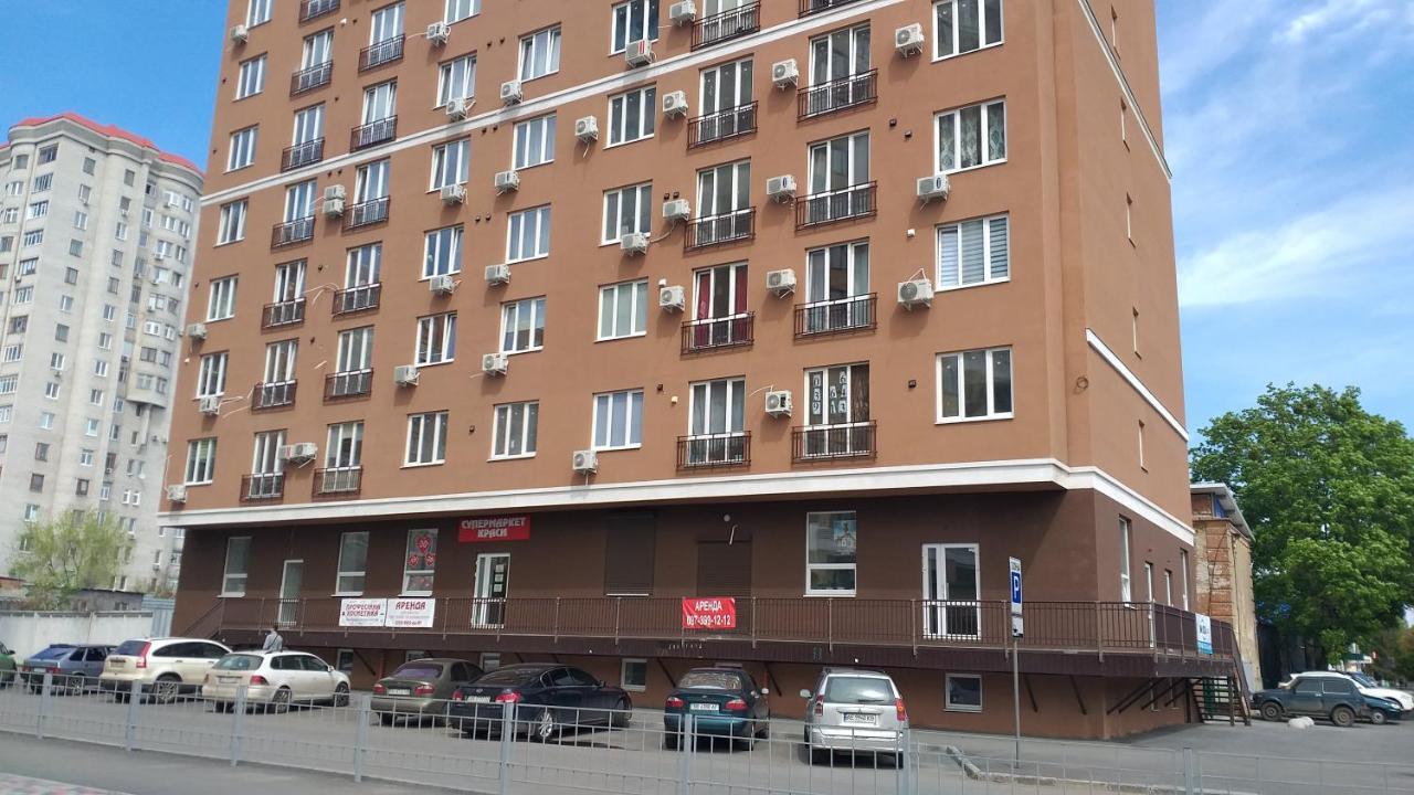 Новая Студия Вокзал Харьков-Пассажирский Exterior foto